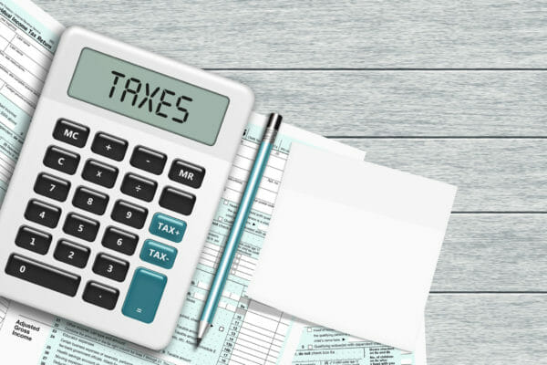 Slow start to tax season, similar refunds